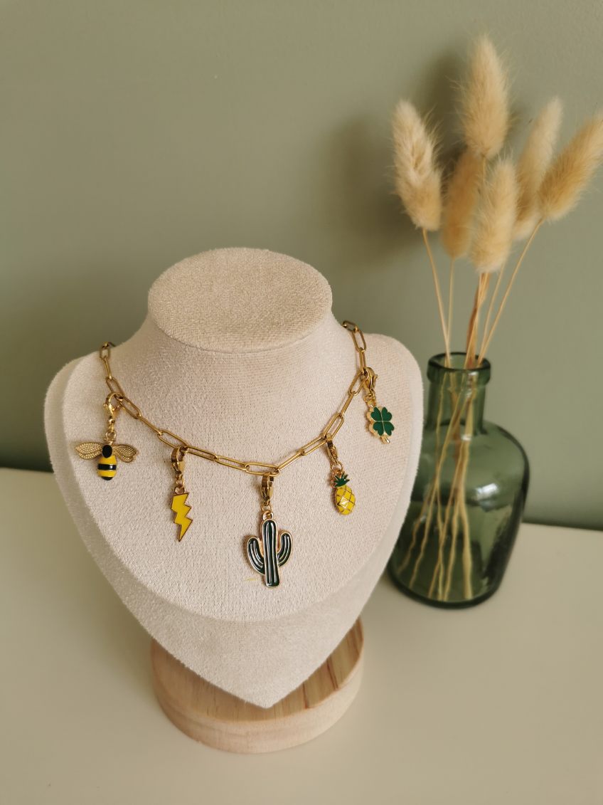 Collier 5 charms